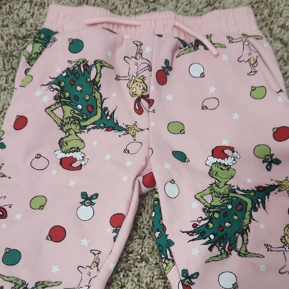 Kids Pink Grinch Outfit - Picture 4 of 6